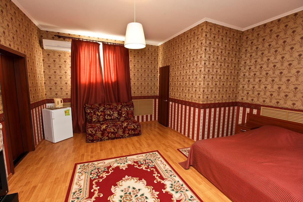 Domashny Ochag Hotel Krasnodar Phòng bức ảnh